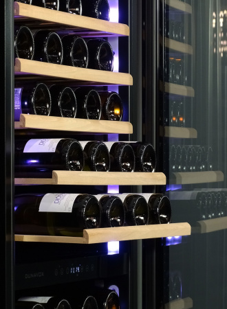 Винный холодильник (шкаф) компрессорный Dunavox DX-108.330DB